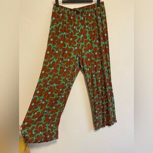 Wray Luna pant in midnight daisy large